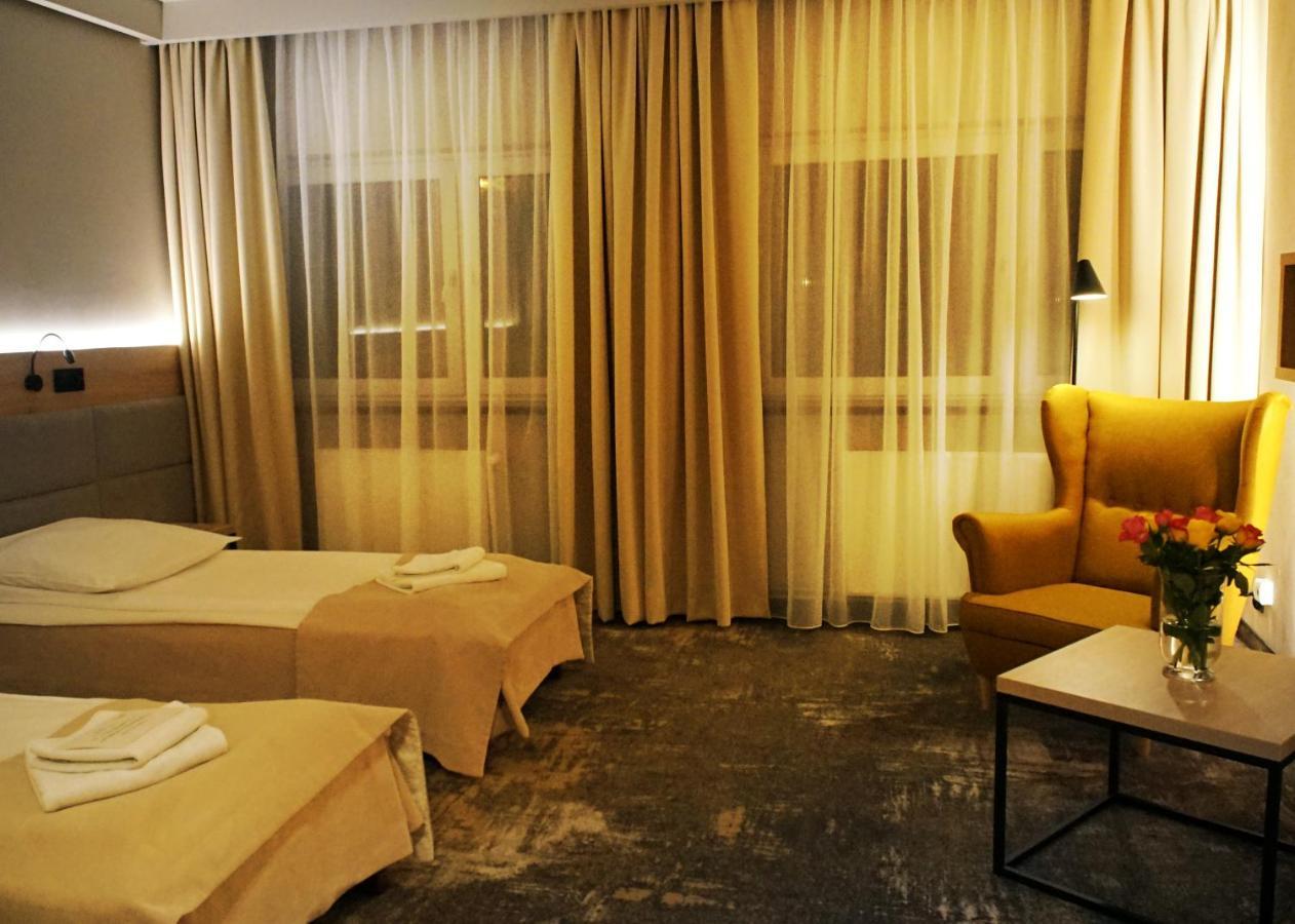 Hotel Relax Кенти Екстериор снимка