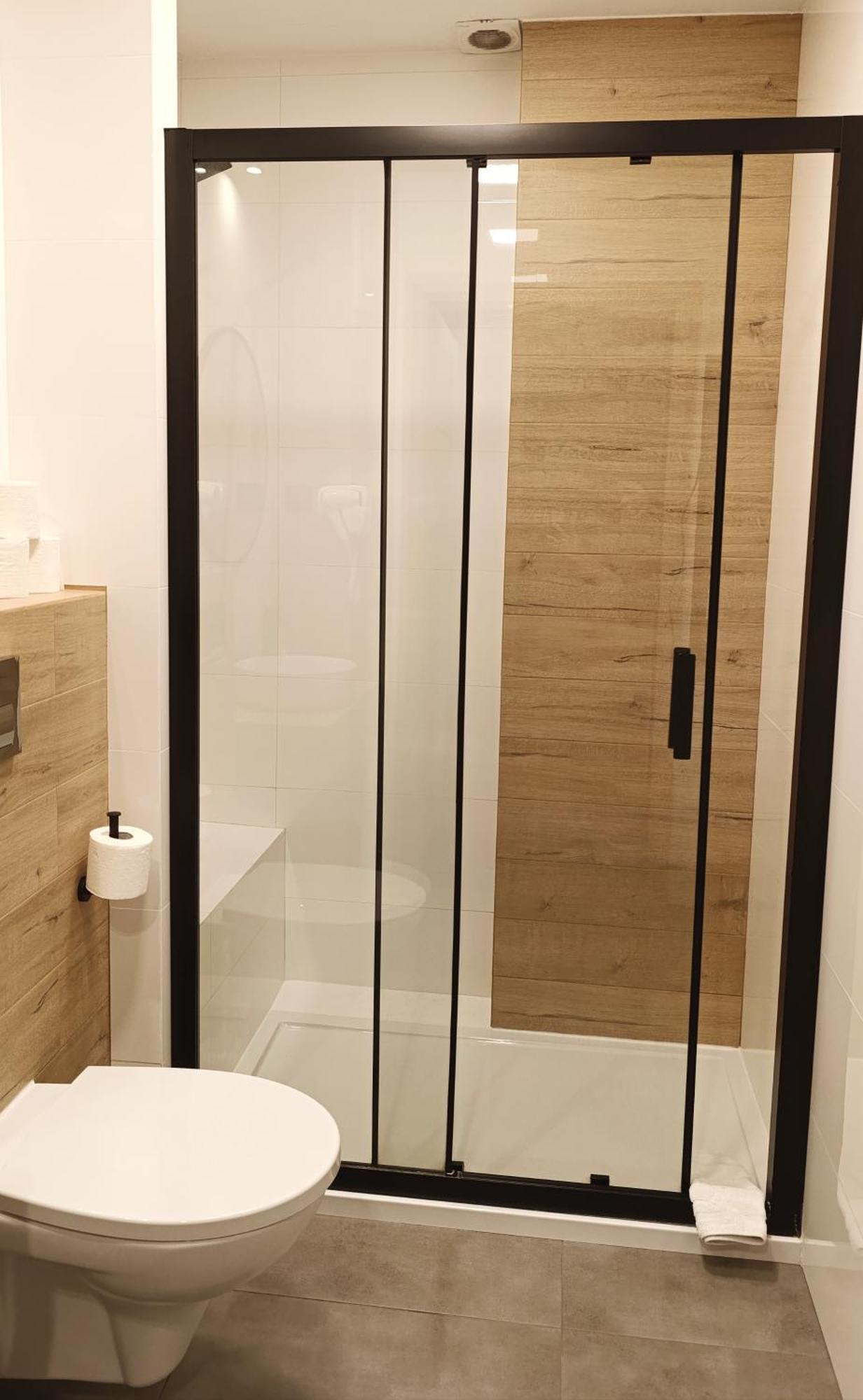 Hotel Relax Кенти Екстериор снимка