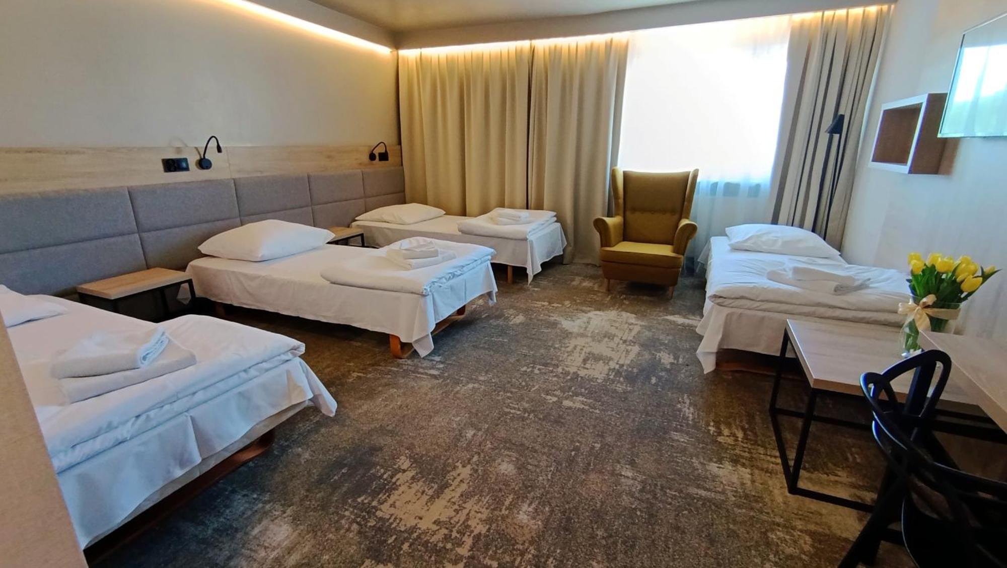 Hotel Relax Кенти Екстериор снимка