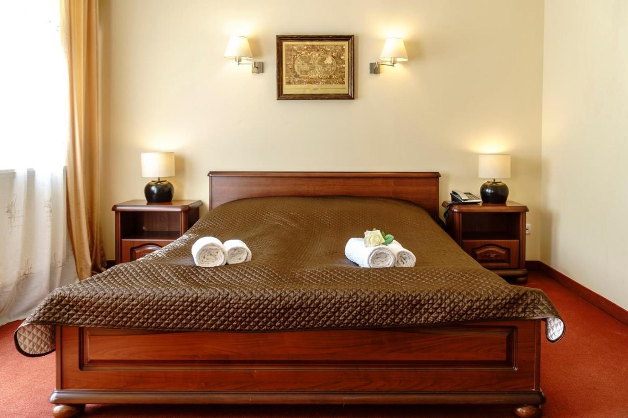 Hotel Relax Кенти Екстериор снимка