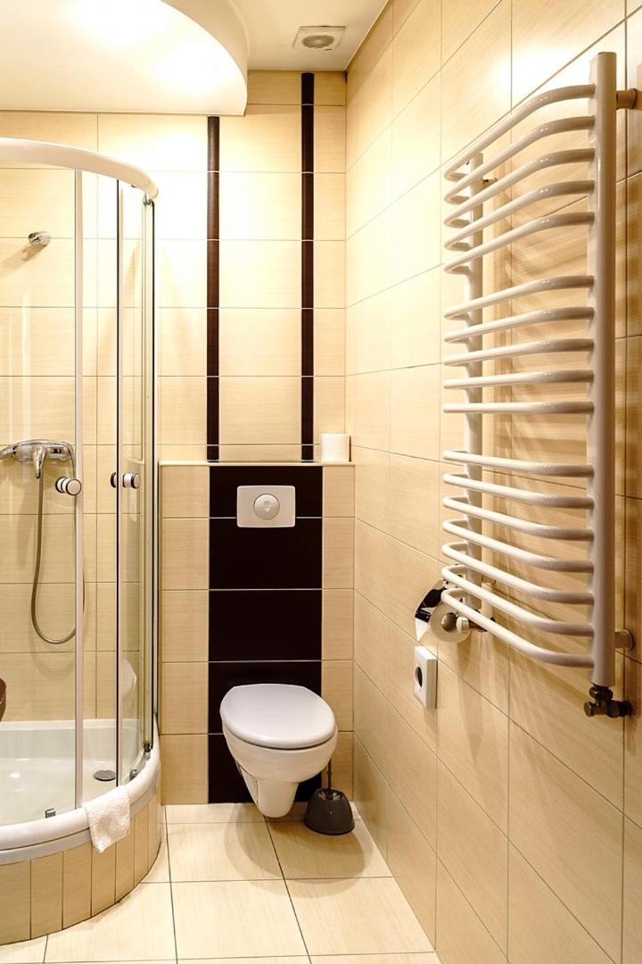 Hotel Relax Кенти Екстериор снимка